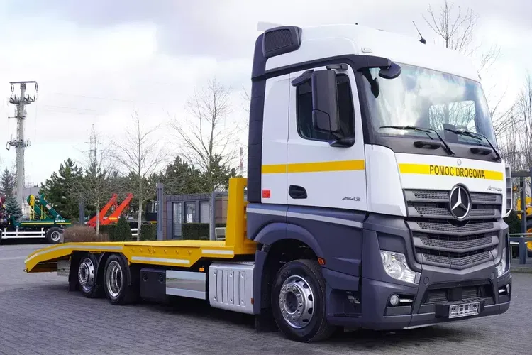 Mercedes Actros 2543 / NOWA laweta / Retarder / Kabina sypialna zdjęcie 11