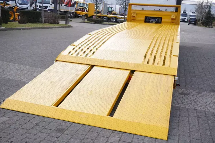 Mercedes Actros 2543 / NOWA laweta / Retarder / Kabina sypialna zdjęcie 14