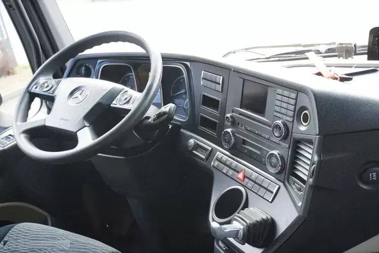 Mercedes Actros 2543 / NOWA laweta / Retarder / Kabina sypialna zdjęcie 25