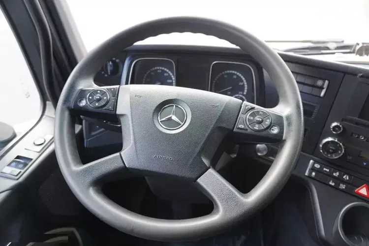 Mercedes Actros 2543 / NOWA laweta / Retarder / Kabina sypialna zdjęcie 26