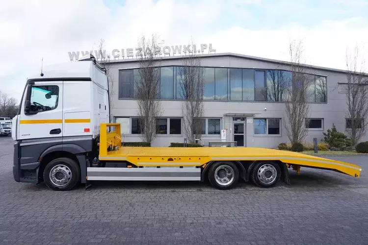 Mercedes Actros 2543 / NOWA laweta / Retarder / Kabina sypialna zdjęcie 3