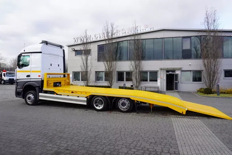 Mercedes Actros 2543 / NOWA laweta / Retarder / Kabina sypialna zdjęcie 5