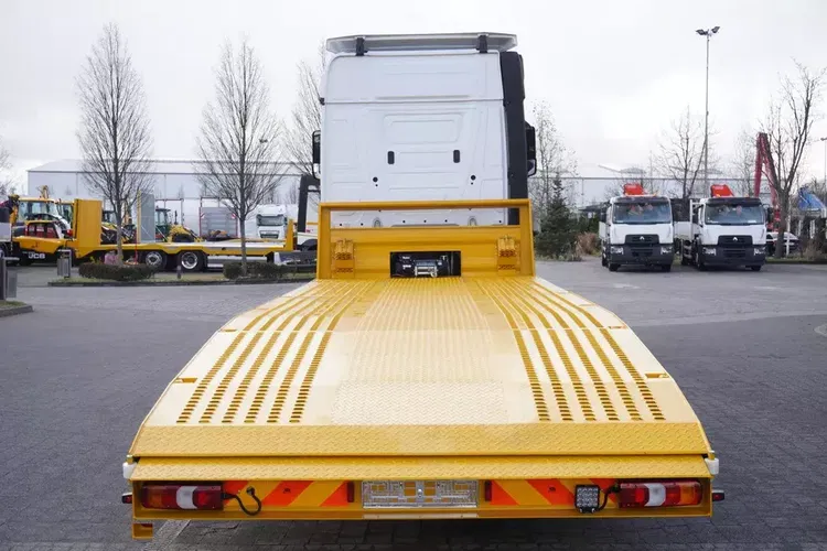 Mercedes Actros 2543 / NOWA laweta / Retarder / Kabina sypialna zdjęcie 6