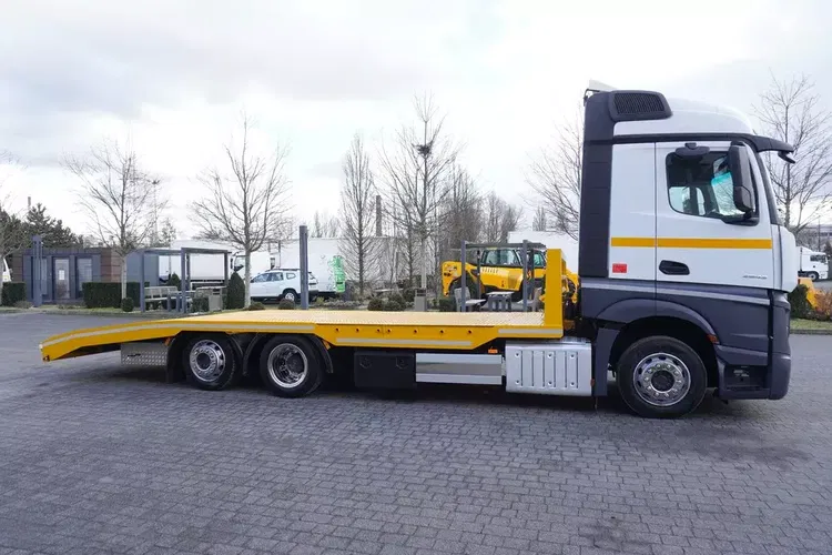 Mercedes Actros 2543 / NOWA laweta / Retarder / Kabina sypialna zdjęcie 9