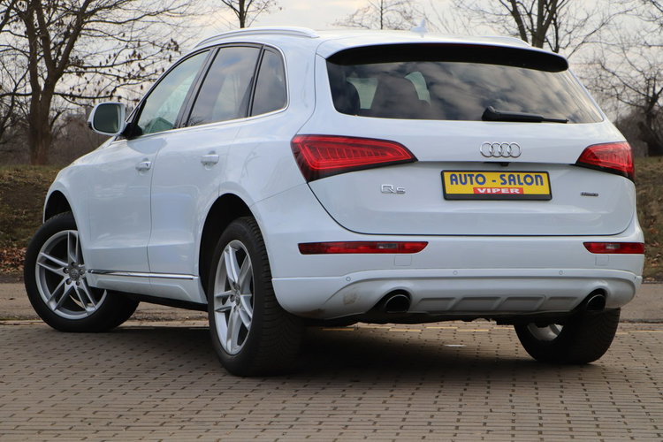 Audi Q5 automat, skóra, navi, podgrzewane fotele, zarejestrowany zdjęcie 3