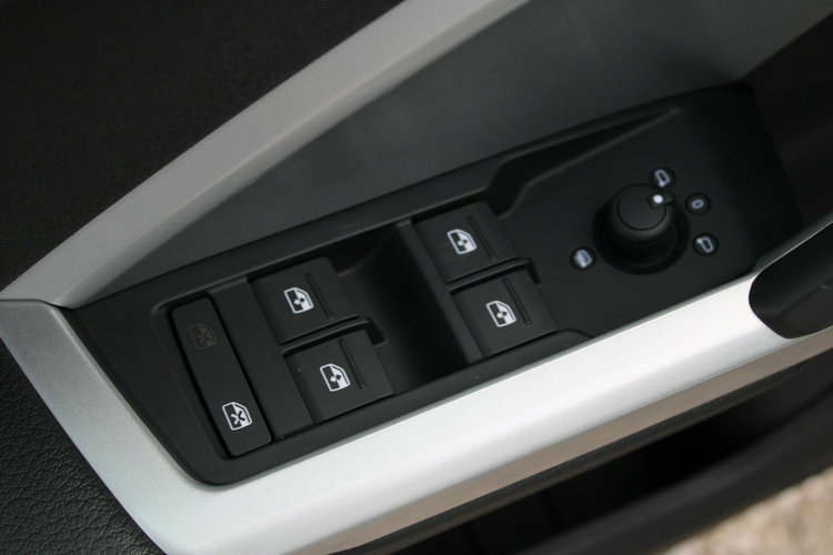 Audi Q3 VIRTUALN netto 91 788 PLN Gwarancja Salon Polska G.Fotele zdjęcie 18