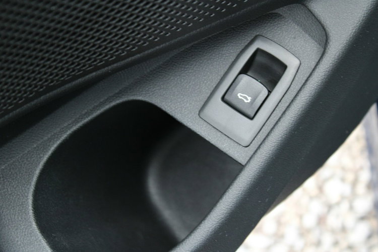 BMW 318 Automat F-Vat Salon Polska netto 75 528 PLN Gwarancja zdjęcie 20