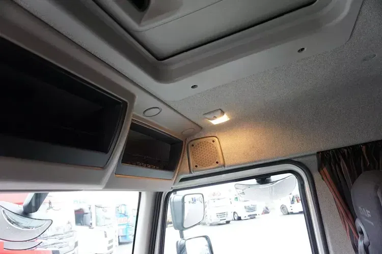 DAF LF / 260 / ACC / E 6 / FIRANKA / 18 PALET / DŁ. 7.2 M zdjęcie 37