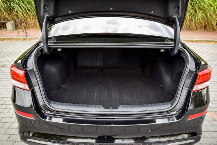 Kia Optima Z polskiego salonu - 100% Oryginał - Bogata wersja - Automat- Półskóry zdjęcie 30