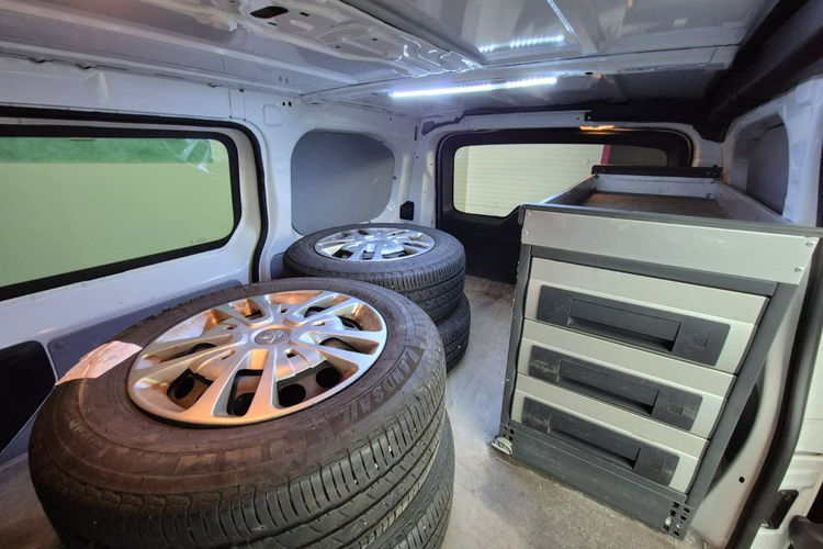 Expert Peugeot DANGEL Expert 4X4 2.0 BLUEHDI / UNIKATOWY zdjęcie 29