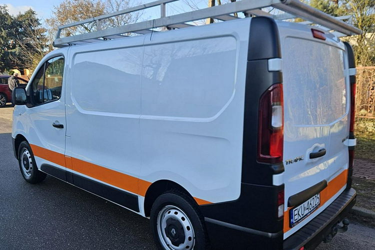 Renault Trafic dCi bagażnik zdjęcie 2