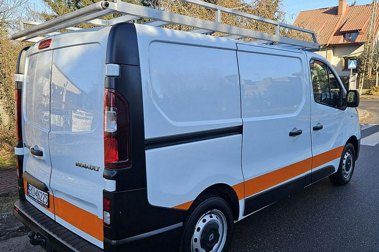 Renault Trafic dCi bagażnik zdjęcie 4