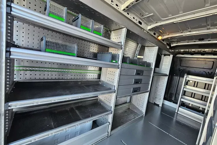 Renault Master L3H2 89999zł NETTO Zabudowa warsztatowa 2.3dCi/180KM zdjęcie 18