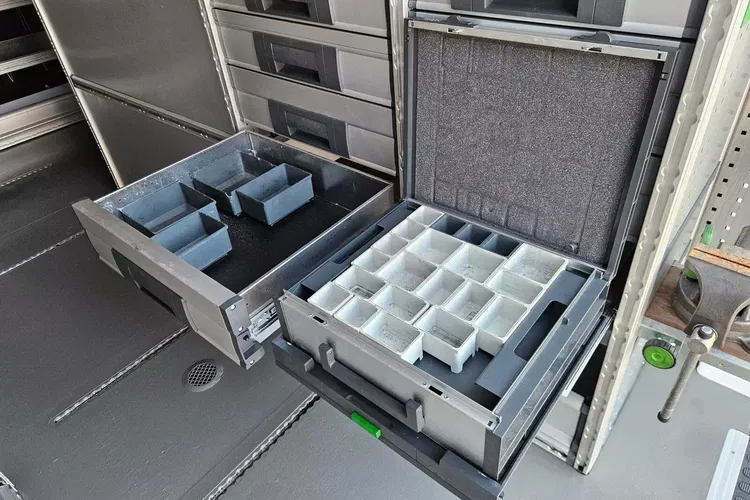 Renault Master L3H2 89999zł NETTO Zabudowa warsztatowa 2.3dCi/180KM zdjęcie 20