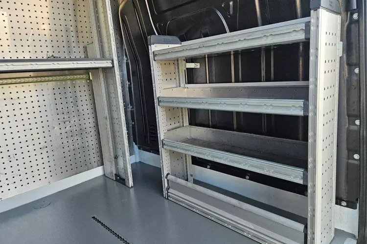 Renault Master L3H2 89999zł NETTO Zabudowa warsztatowa 2.3dCi/180KM zdjęcie 24