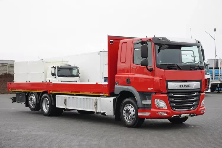 DAF CF / 410 / ACC / E 6 / SKRZYNIOWY + NAJAZDY / DŁ. 8,5 M / OŚ SKRĘTNA / ŁAD. 15 420 KG zdjęcie 2
