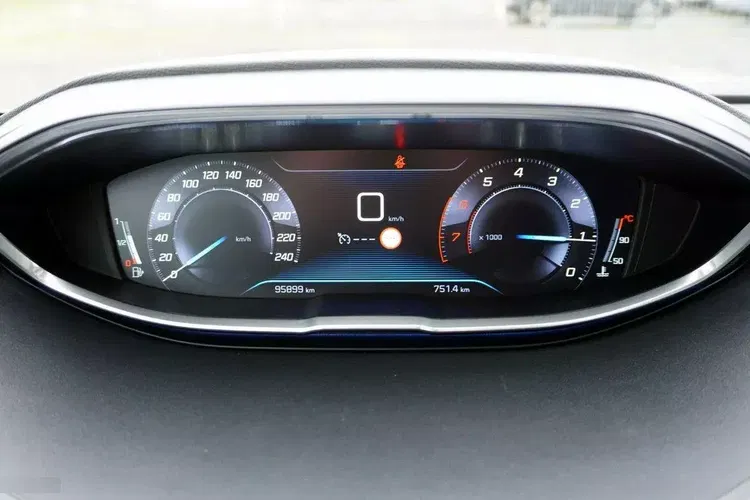 Peugeot 5008 zdjęcie 19