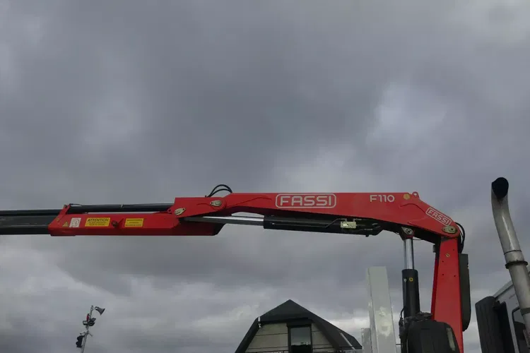 Iveco TRAKKER 310 / HDS FASSI F100 + SKRZYNIA 6.20 / MANUAL / zdjęcie 8