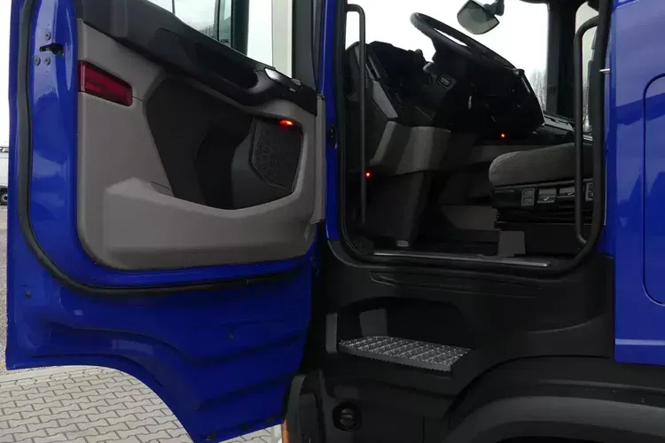 Scania R450 / EURO 6 BEZ EGR / RETARDER / STANDARD / AUTOMAT / zdjęcie 16