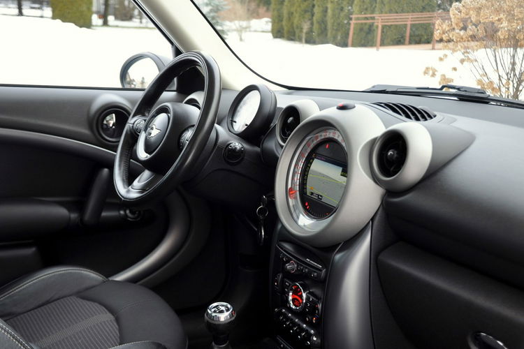 MINI Countryman 1.6T(184KM) ALL4 Xenon Navi Klimatronik Skóry Panorama I Wł Alu18"ASO zdjęcie 18