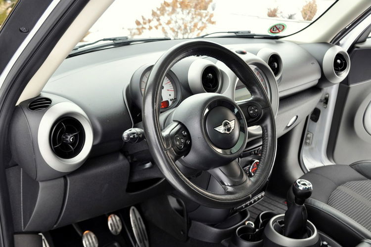 MINI Countryman 1.6T(184KM) ALL4 Xenon Navi Klimatronik Skóry Panorama I Wł Alu18"ASO zdjęcie 23