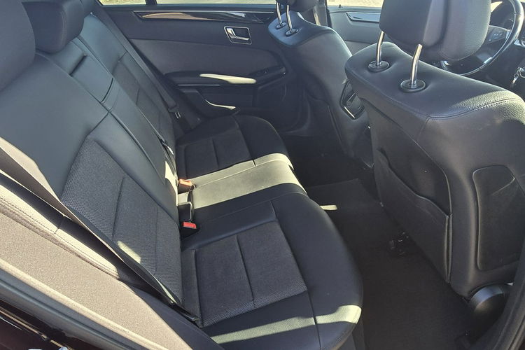 Mercedes E 200 2.0 Benz.Automat.Tempomat.Ledy.Xenony.. zdjęcie 19