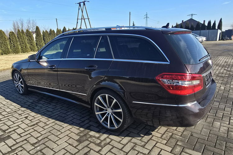 Mercedes E 200 2.0 Benz.Automat.Tempomat.Ledy.Xenony.. zdjęcie 9