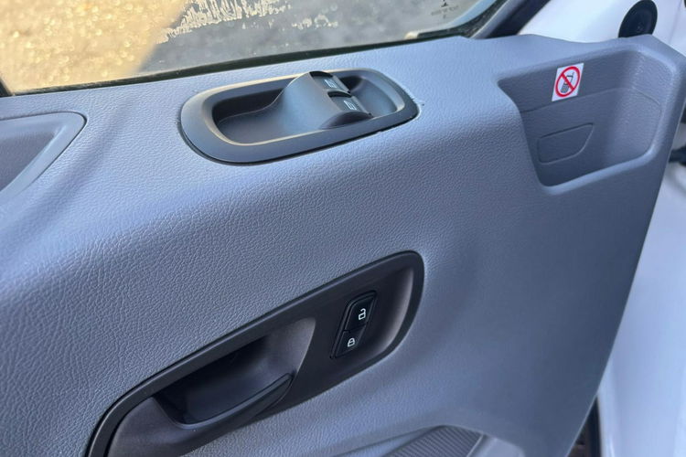 Ford Transit 2019 2.0 170KM MAXI 4.15M paka Salon PL Klimatyzacja Tempomat zdjęcie 13