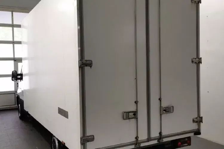 Iveco Daily KONTENER 35S14 Hi Matic *AUTOMAT* zdjęcie 2