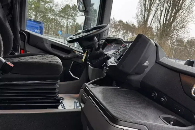 Scania R460a4x2NA ADR FL zdjęcie 17