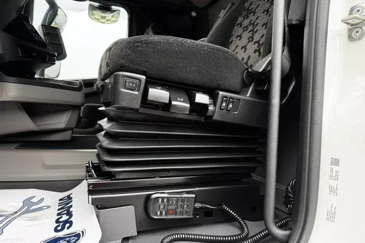 Scania R460a4x2NA ADR FL zdjęcie 5