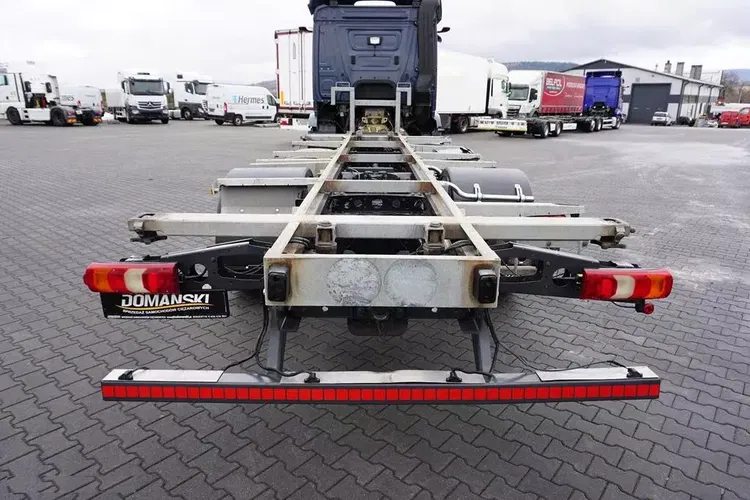 Mercedes zdjęcie 16