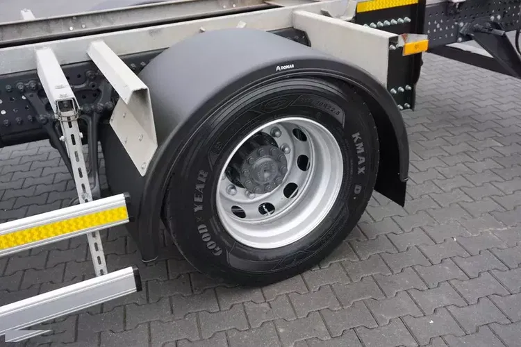 Mercedes zdjęcie 19