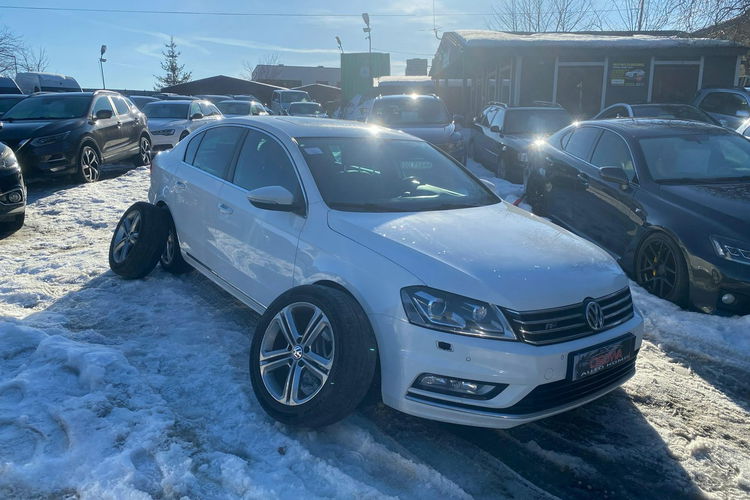 Volkswagen Passat 2.0tdi 177KM 4-Motion R-Line skóry ledy bi xenon Webasto 1.r. Gwarancj zdjęcie 23