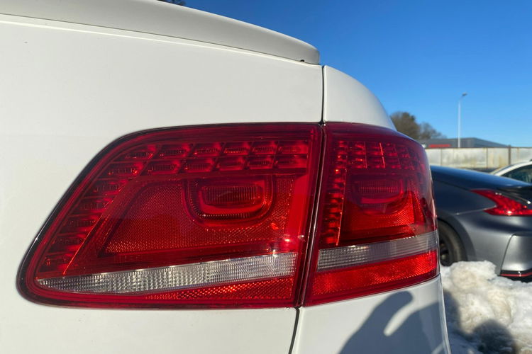 Volkswagen Passat 2.0tdi 177KM 4-Motion R-Line skóry ledy bi xenon Webasto 1.r. Gwarancj zdjęcie 29