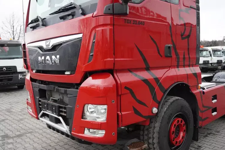 MAN TGX 33.640 6x4 / DMC 70000 kg / 280 tys. km zdjęcie 13