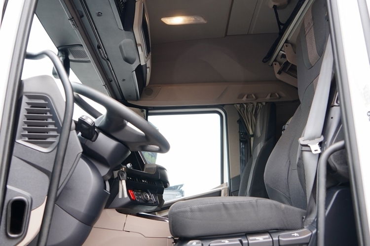 DAF XG 480 / RETARDER / KLIMATYZACJA POSTOJOWA / POLSKI SALON / PO KONTRAKCIE SERWISOWYM zdjęcie 23