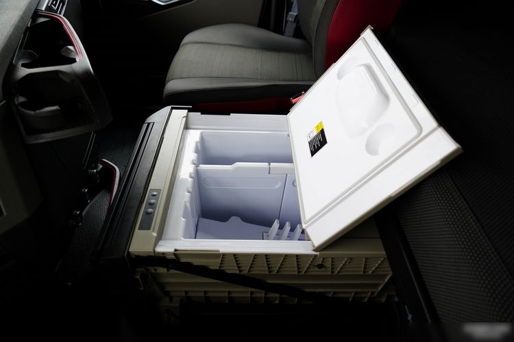 Volvo FH 500 / TANDEM PRZEJAZDOWY 120 M3 / WINDA / KLIMATYZACJA POSTOJOWA / + FRUEHAUF / OŚ PODNOSZONA / SAF / MOCNA PODŁOGA  4x2 zdjęcie 49