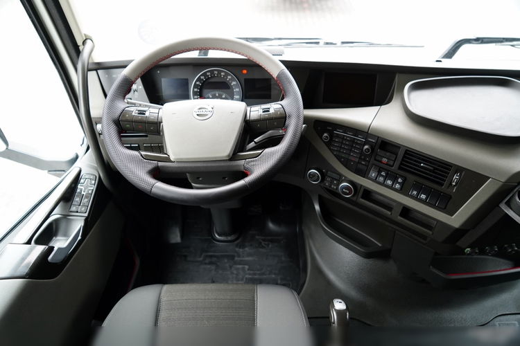 Volvo FH 500 / TANDEM PRZEJAZDOWY 120 M3 / WINDA / KLIMATYZACJA POSTOJOWA / + FRUEHAUF / OŚ PODNOSZONA / SAF / MOCNA PODŁOGA  4x2 zdjęcie 51