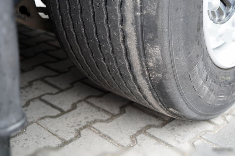 Wielton FIRANKA / MEGA / DACH PODNOSZONY / SYSTEM BDE - ROZSUWANE SŁUPKI / SAF / DACH ZBROJONY zdjęcie 26