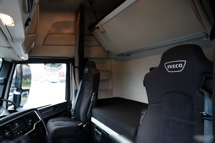 Iveco S-WAY / 510 / RETARDER / KLIMA POSTOJOWA / CAŁA NA PODUSZKACH  zdjęcie 26