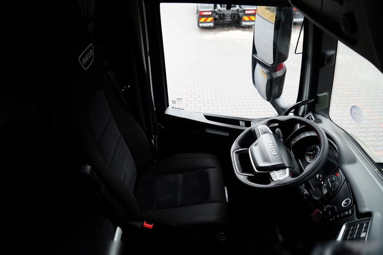 Iveco S-WAY / 510 / RETARDER / KLIMA POSTOJOWA / CAŁA NA PODUSZKACH  zdjęcie 28