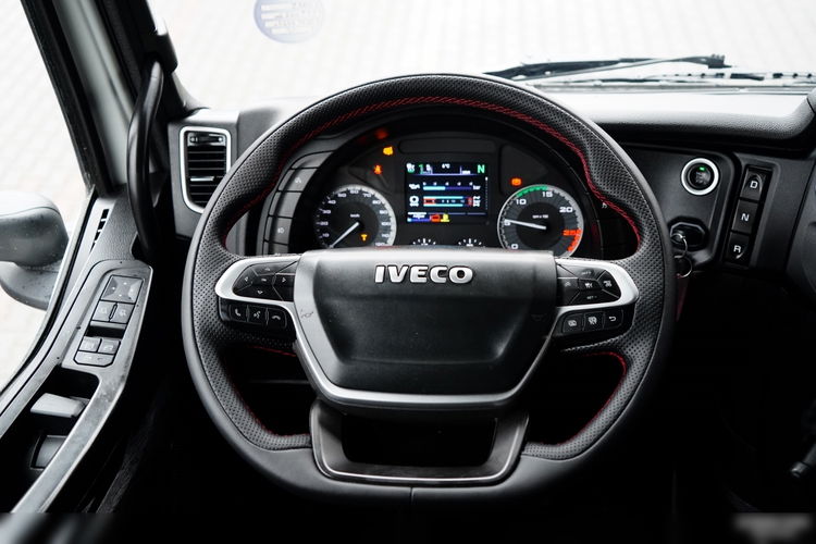 Iveco S-WAY / 510 / RETARDER / KLIMA POSTOJOWA / CAŁA NA PODUSZKACH  zdjęcie 29