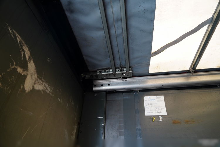 Kogel / FIRANKA / STANDARD / WINDA 2 000 kg  / KOSZ NA PALETY / OŚ PODONOSZONA / SAF  zdjęcie 22