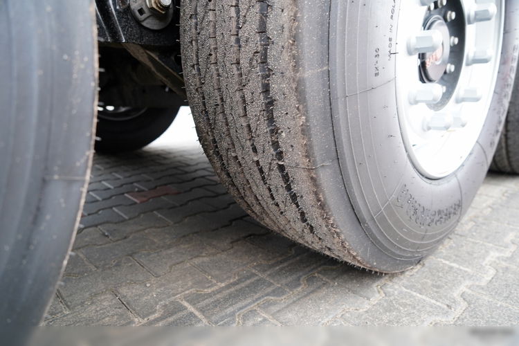 Kogel KOEGEL / FIRANKA / STANDARD  / KOSZ NA PALETY / OŚ PODONOSZONA / SAF / OPONY 100%  zdjęcie 24