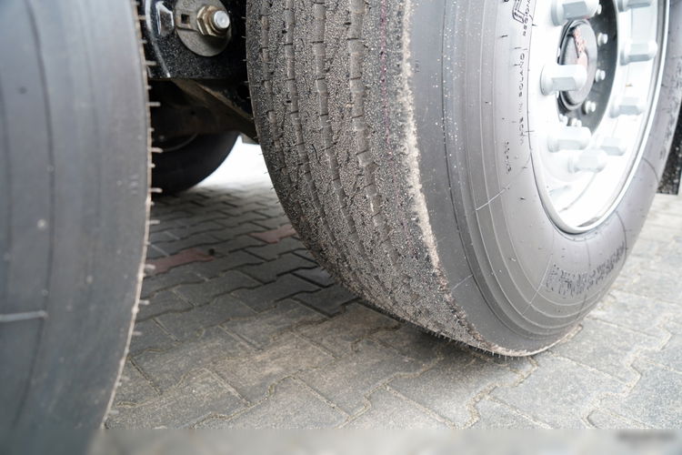 Kogel KOEGEL / FIRANKA / STANDARD  / KOSZ NA PALETY / OŚ PODONOSZONA / SAF / OPONY 100%  zdjęcie 25