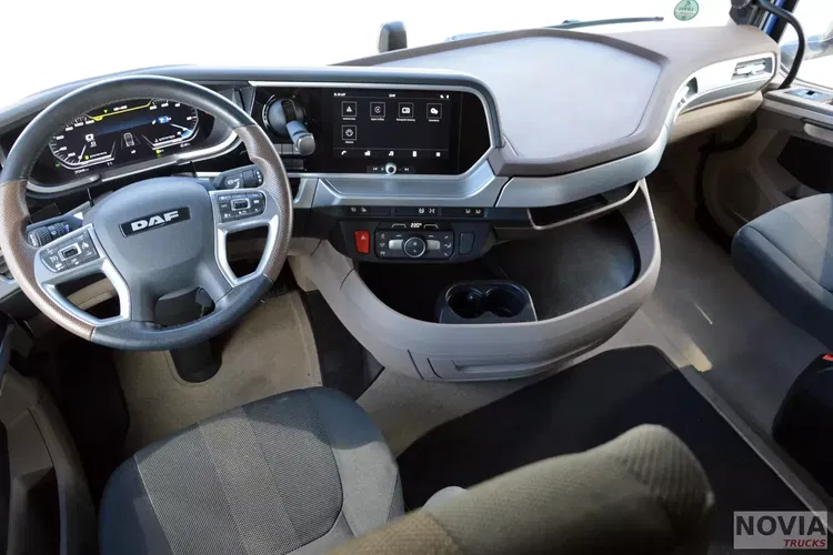 DAF XG+ 530 / ZF INTARDER / KLIMA POST. / MIĘDZYOSIE / FULL LED / ALUFELGI / zdjęcie 31