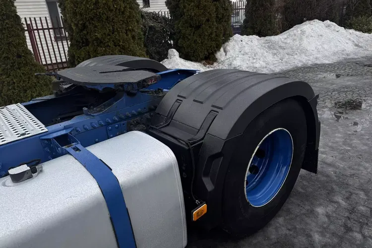 Volvo FH GLOBETROTTER zdjęcie 12