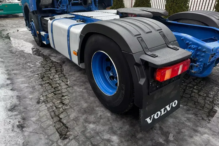 Volvo FH GLOBETROTTER zdjęcie 7