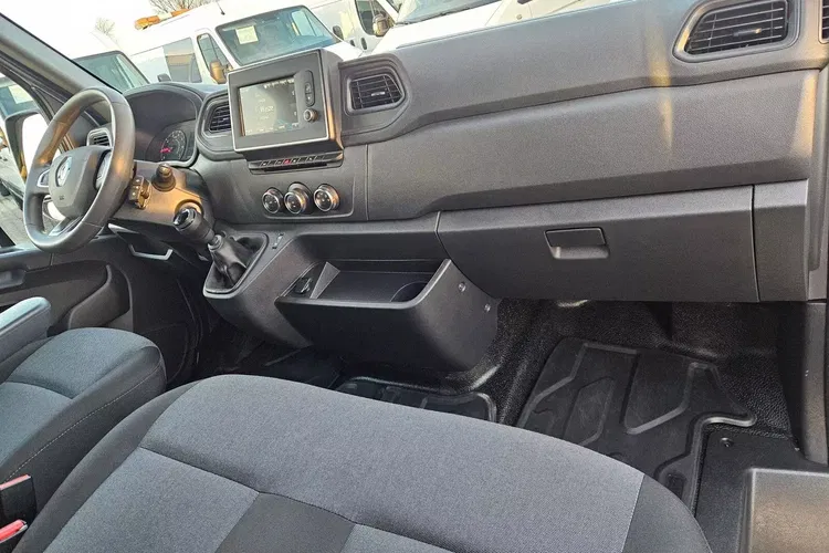 Renault Master L3H2 129999zł Netto Brygadówka 7 osób 2.3 dCi/180KM zdjęcie 32